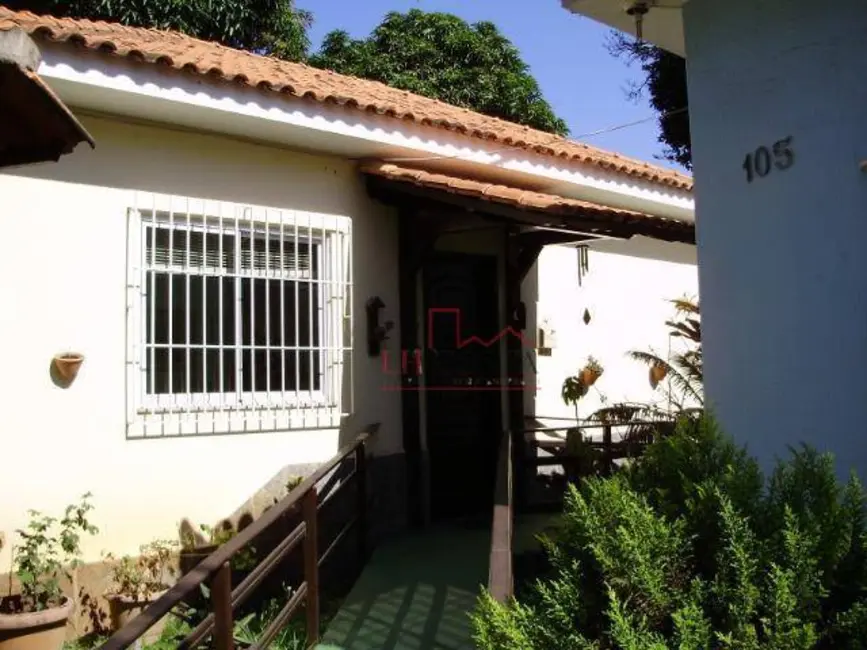 Foto 3 de Casa com 5 quartos à venda, 798m2 em Itacoatiara, Niteroi - RJ