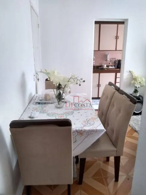 Foto 4 de Apartamento com 2 quartos para alugar, 60m2 em Alcântara, Sao Goncalo - RJ