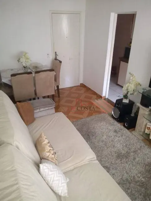 Foto 2 de Apartamento com 2 quartos para alugar, 60m2 em Alcântara, Sao Goncalo - RJ