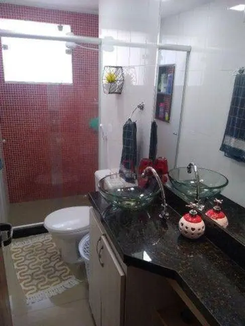 Apartamento com 2 quartos à venda, 56m2 em Colubande, Sao Goncalo - RJ - imagem 5 Foto 5 de Apartamento com 2 quartos à venda, 56m2 em Colubande, Sao Goncalo - RJ
