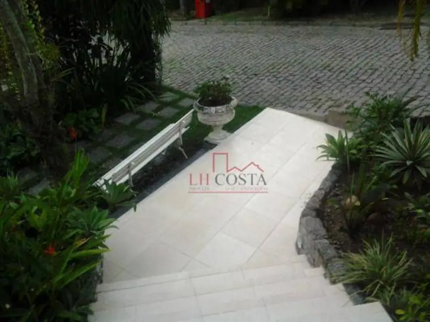 Foto 4 de Casa de Condomínio com 4 quartos à venda, 700m2 em Badu, Niteroi - RJ