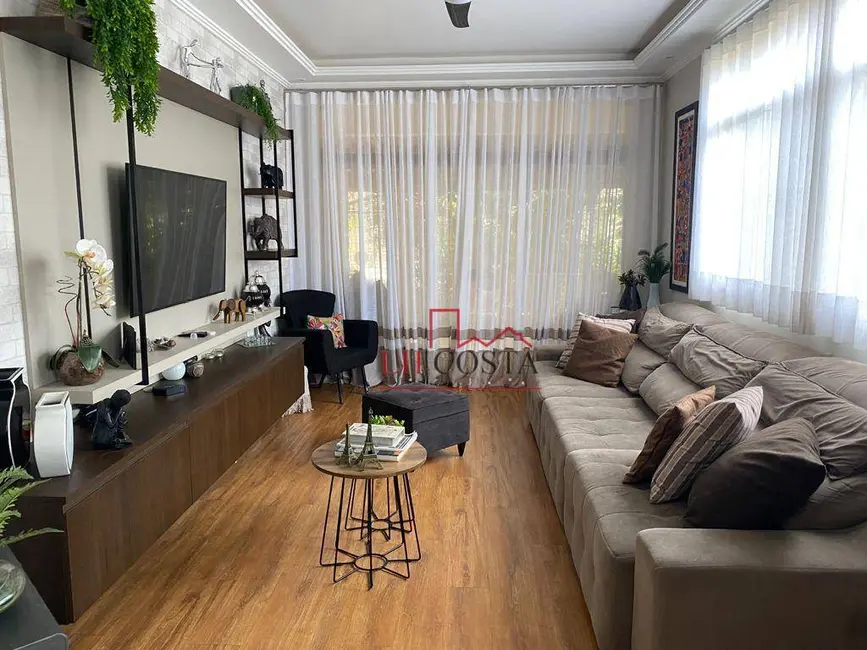 Foto 1 de Casa com 3 quartos à venda, 360m2 em São Francisco, Niteroi - RJ