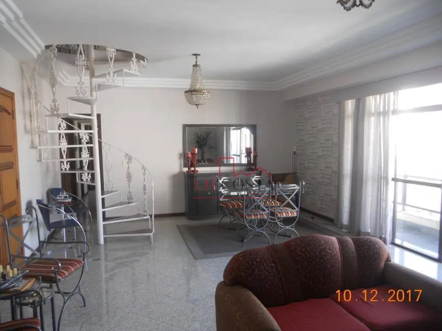 Cobertura com 4 quartos à venda, 320m2 em Ingá, Niteroi - RJ - imagem 6 Foto 6 de Cobertura com 4 quartos à venda, 320m2 em Ingá, Niteroi - RJ