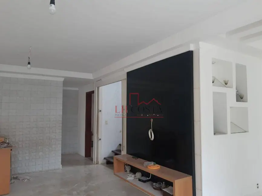 Foto 5 de Casa de Condomínio com 5 quartos à venda, 360m2 em Itaipu, Niteroi - RJ