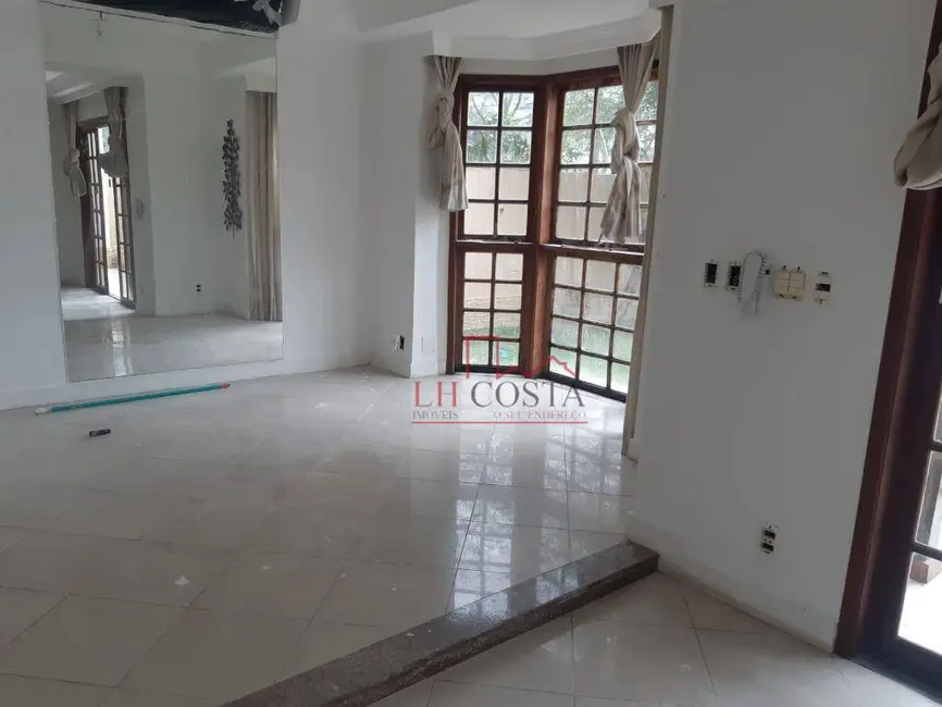 Foto 4 de Casa de Condomínio com 5 quartos à venda, 360m2 em Itaipu, Niteroi - RJ