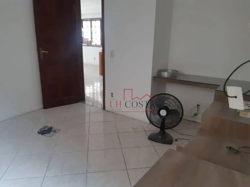 Foto 8 de Casa de Condomínio com 5 quartos à venda, 360m2 em Itaipu, Niteroi - RJ