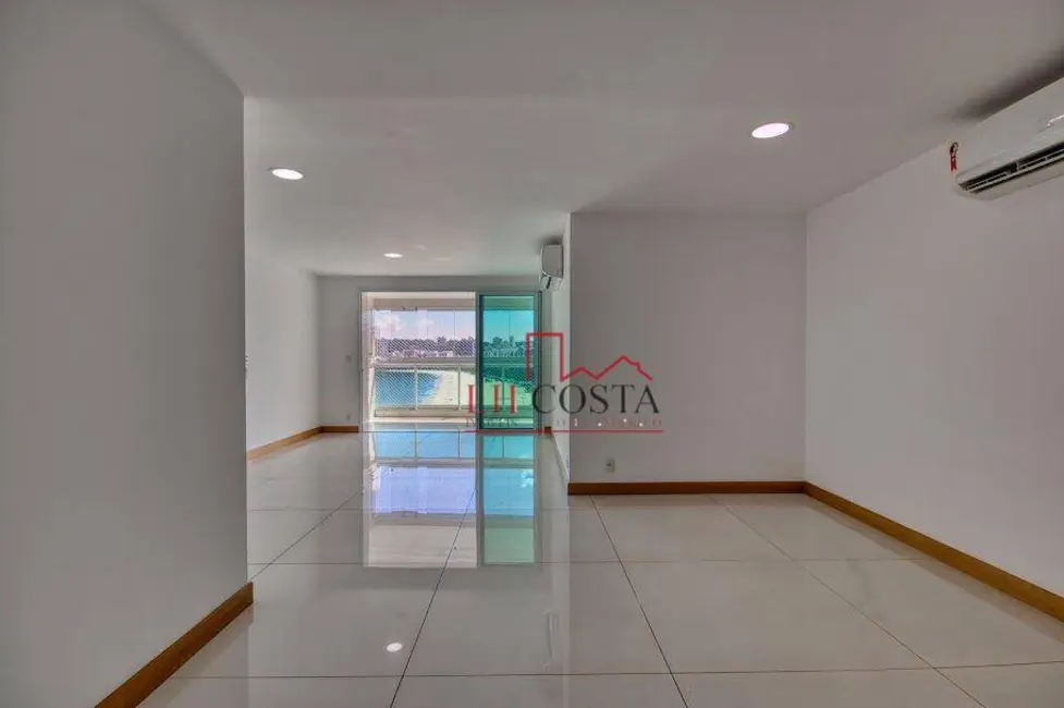 Foto 4 de Apartamento com 4 quartos à venda, 250m2 em Icaraí, Niteroi - RJ