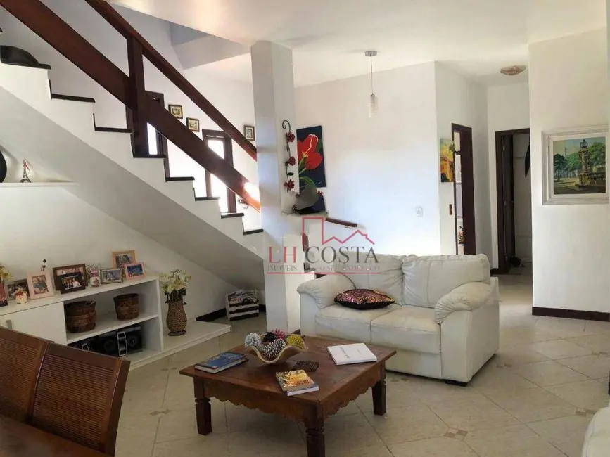 Casa de Condomínio com 5 quartos à venda, 360m2 em Maravista, Niteroi - RJ - imagem 4 Foto 4 de Casa de Condomínio com 5 quartos à venda, 360m2 em Maravista, Niteroi - RJ