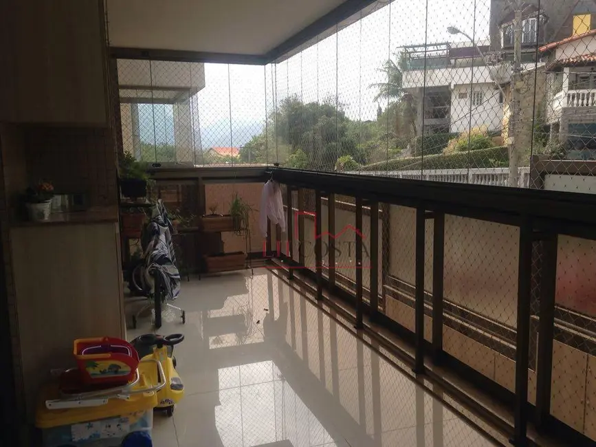 Foto 6 de Apartamento com 4 quartos à venda, 173m2 em Piratininga, Niteroi - RJ