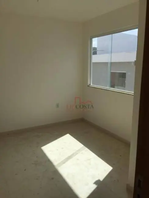 Casa de Condomínio com 2 quartos à venda, 90m2 em Maria Paula, Sao Goncalo - RJ - imagem 4 Foto 4 de Casa de Condomínio com 2 quartos à venda, 90m2 em Maria Paula, Sao Goncalo - RJ