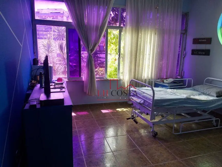 Foto 7 de Casa com 5 quartos à venda, 200m2 em Icaraí, Niteroi - RJ