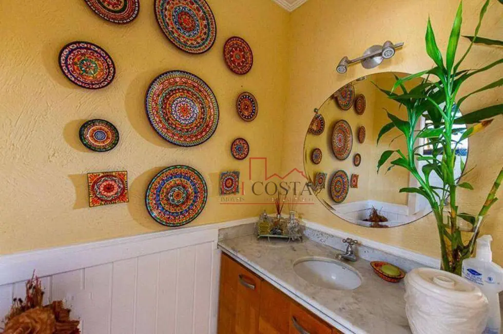 Casa com 4 quartos à venda e para alugar, 600m2 em São Francisco, Niteroi - RJ - imagem 6 Foto 6 de Casa com 4 quartos à venda e para alugar, 600m2 em São Francisco, Niteroi - RJ