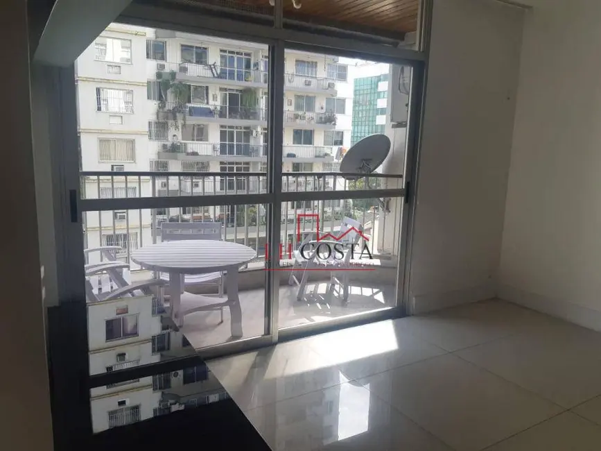Apartamento com 4 quartos para alugar, 120m2 em Ingá, Niteroi - RJ - imagem 6 Foto 6 de Apartamento com 4 quartos para alugar, 120m2 em Ingá, Niteroi - RJ