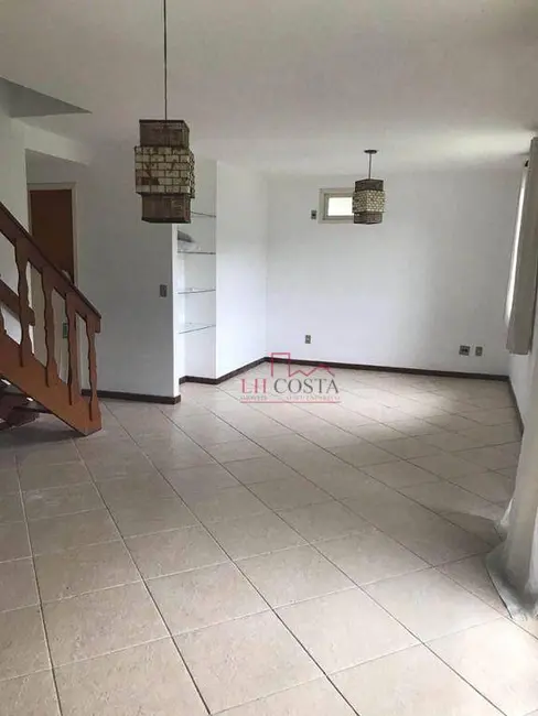 Foto 2 de Apartamento com 3 quartos à venda, 120m2 em Maria Paula, Niteroi - RJ