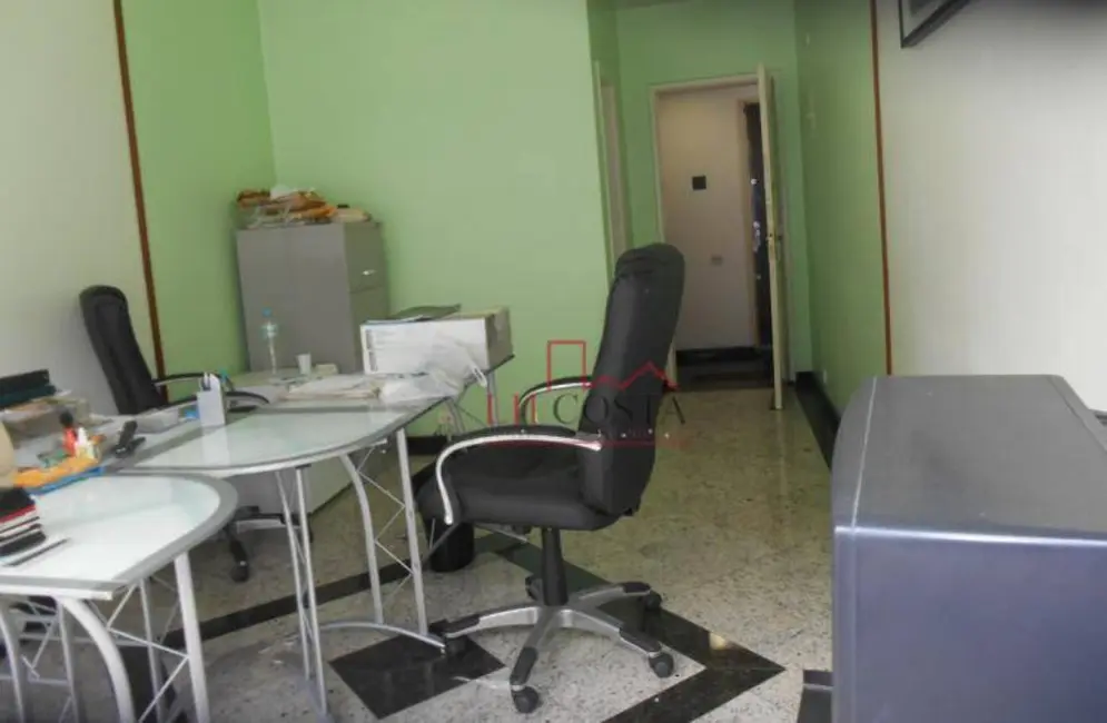 Sala Comercial à venda, 23m2 em Centro, Niteroi - RJ - imagem 3 Foto 3 de Sala Comercial à venda, 23m2 em Centro, Niteroi - RJ