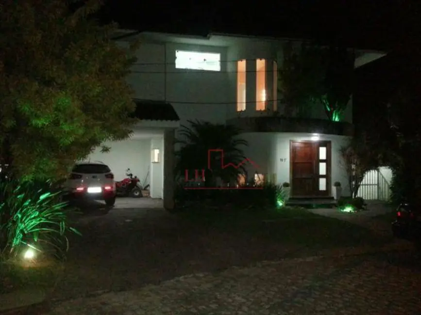 Foto 3 de Casa com 4 quartos à venda, 1200m2 em Pendotiba, Niteroi - RJ