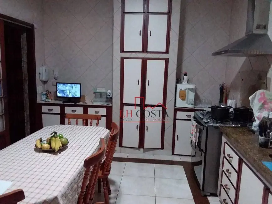 Foto 8 de Casa com 3 quartos à venda, 200m2 em Patronato, Sao Goncalo - RJ