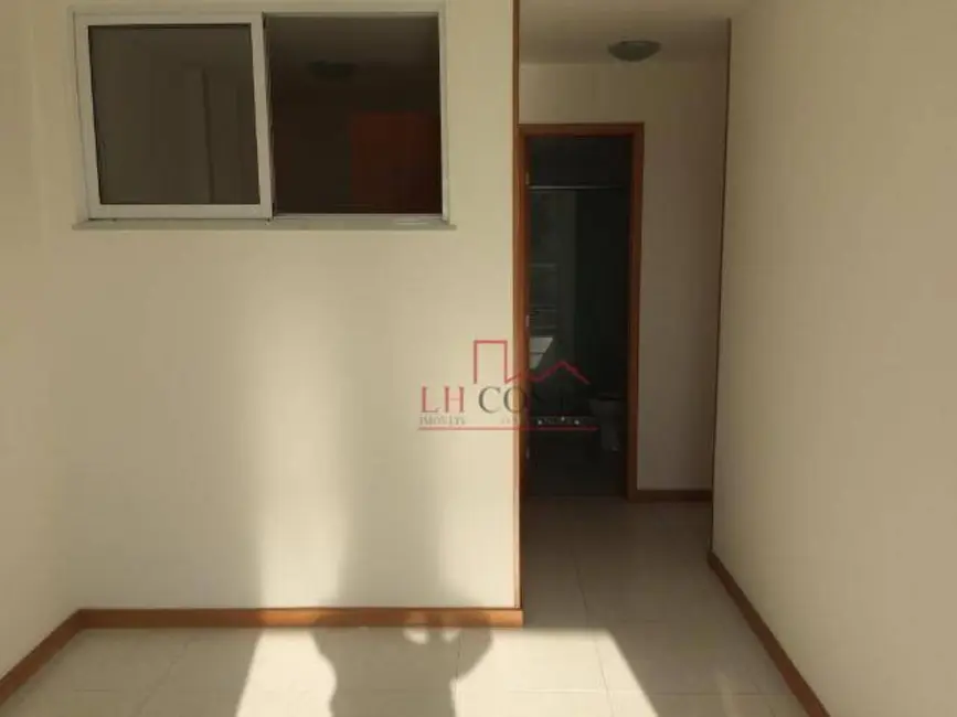 Foto 2 de Apartamento com 2 quartos à venda, 120m2 em Piratininga, Niteroi - RJ