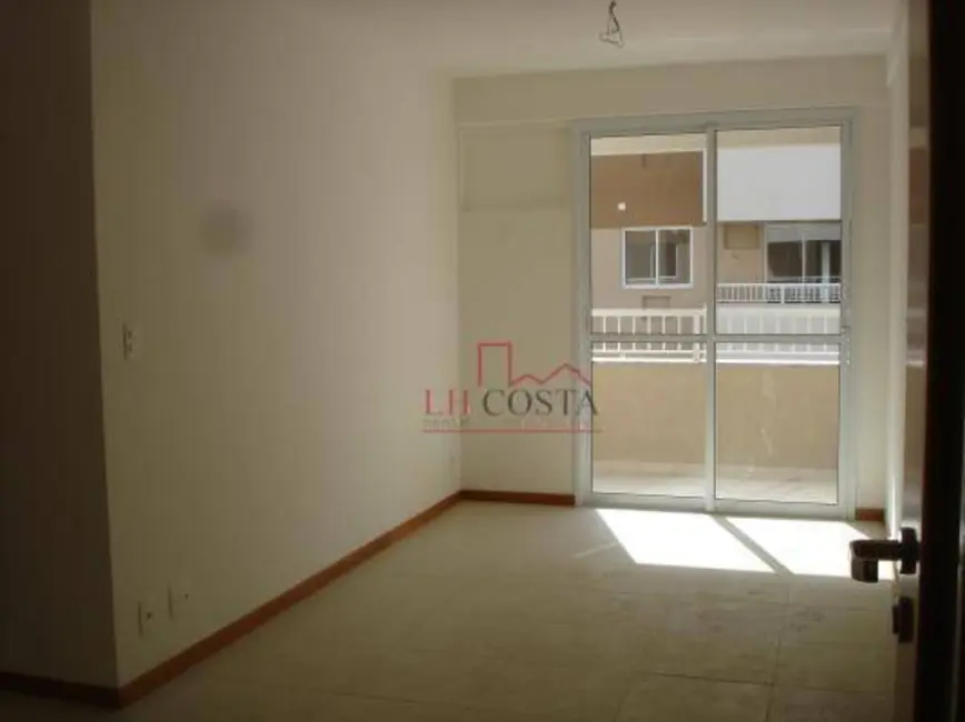 Foto 1 de Apartamento com 2 quartos à venda, 60m2 em Maria Paula, Niteroi - RJ