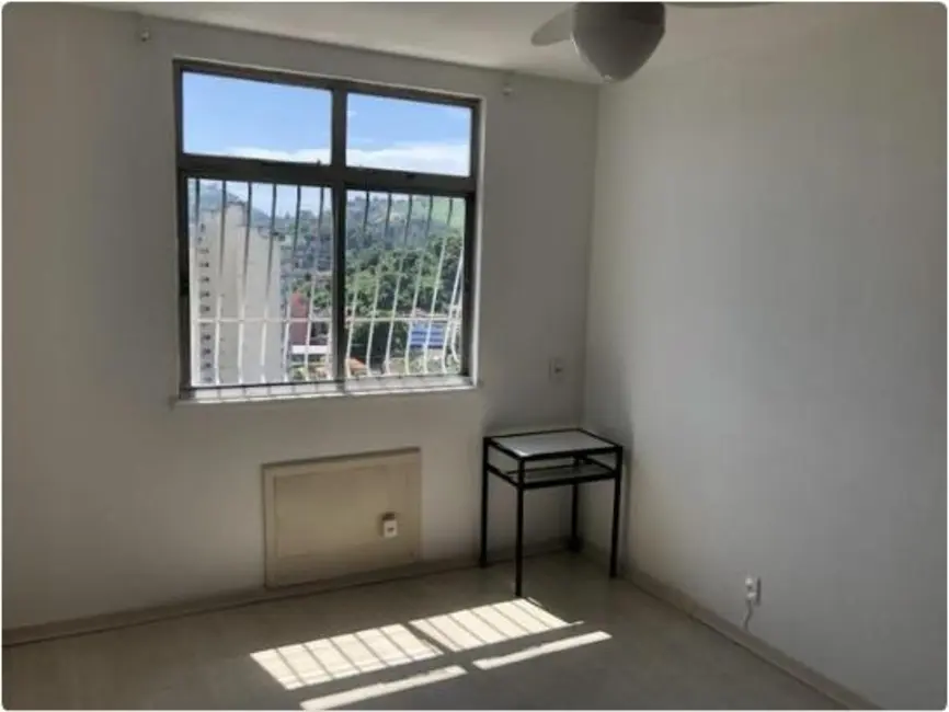 Foto 3 de Apartamento com 2 quartos à venda, 75m2 em Fonseca, Niteroi - RJ