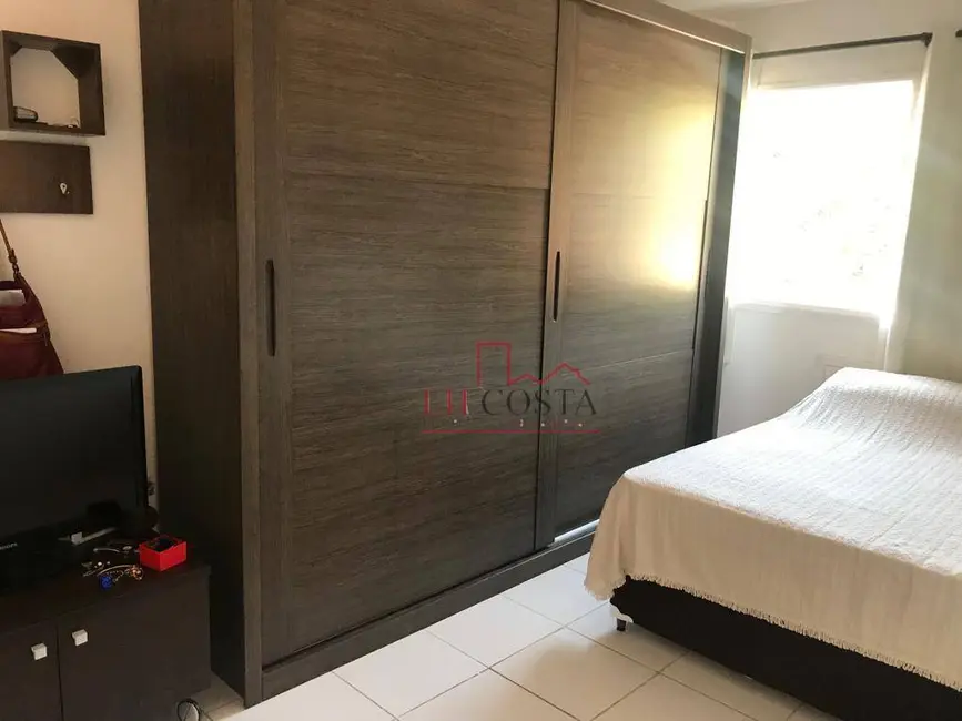 Foto 2 de Apartamento com 2 quartos à venda, 57m2 em Maceió, Niteroi - RJ