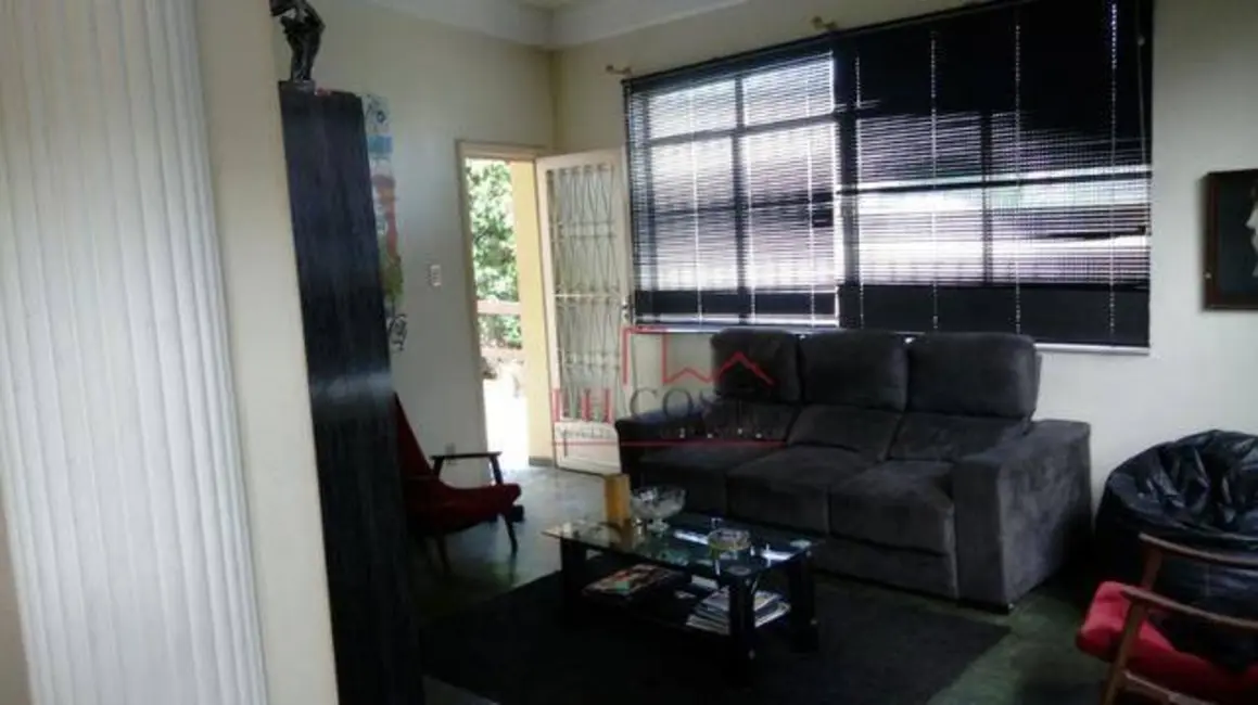 Foto 3 de Casa com 7 quartos à venda, 510m2 em Santa Rosa, Niteroi - RJ