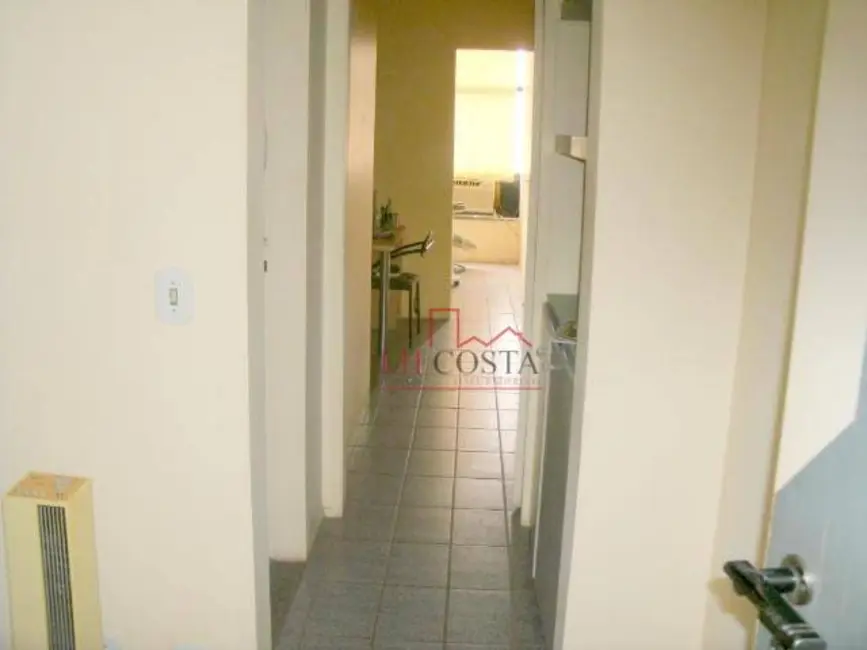 Sala Comercial à venda, 36m2 em Centro, Niteroi - RJ - imagem 7 Foto 7 de Sala Comercial à venda, 36m2 em Centro, Niteroi - RJ