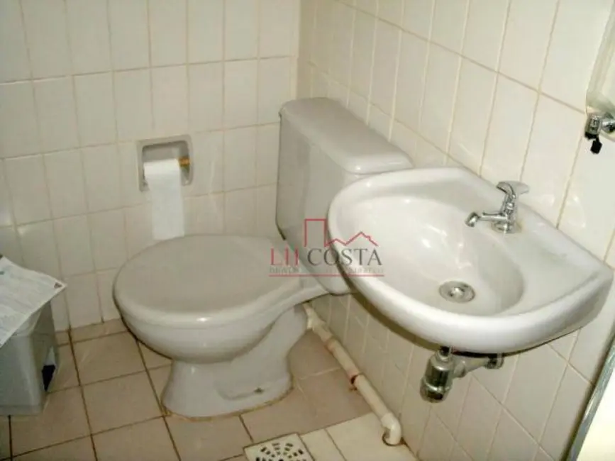 Sala Comercial à venda, 36m2 em Centro, Niteroi - RJ - imagem 4 Foto 4 de Sala Comercial à venda, 36m2 em Centro, Niteroi - RJ
