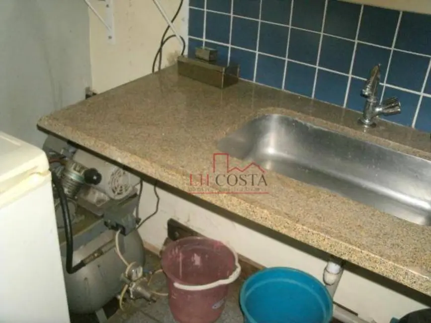 Sala Comercial à venda, 36m2 em Centro, Niteroi - RJ - imagem 3 Foto 3 de Sala Comercial à venda, 36m2 em Centro, Niteroi - RJ