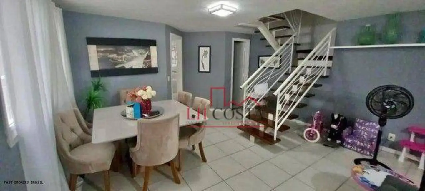 Foto 3 de Casa com 4 quartos à venda, 152m2 em Serra Grande, Niteroi - RJ