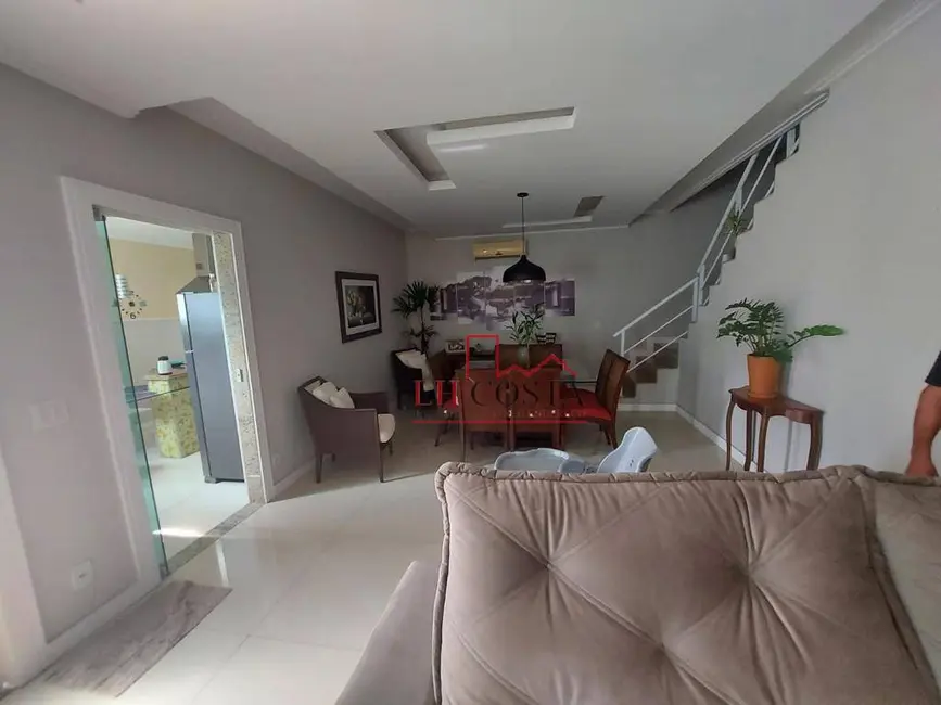 Casa de Condomínio com 6 quartos à venda, 350m2 em Maria Paula, Niteroi - RJ - imagem 5 Foto 5 de Casa de Condomínio com 6 quartos à venda, 350m2 em Maria Paula, Niteroi - RJ