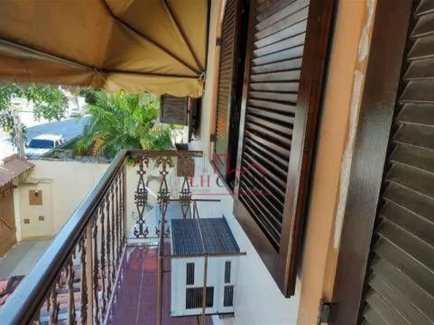 Foto 4 de Casa com 5 quartos à venda, 300m2 em São Francisco, Niteroi - RJ
