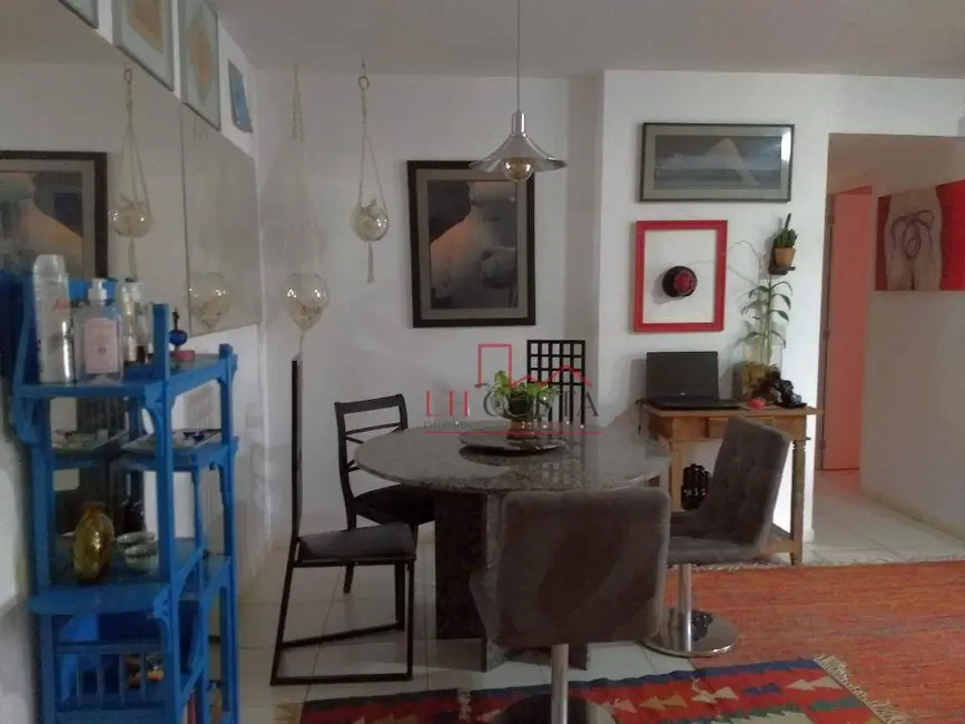 Foto 3 de Apartamento com 2 quartos à venda, 70m2 em Gragoatá, Niteroi - RJ