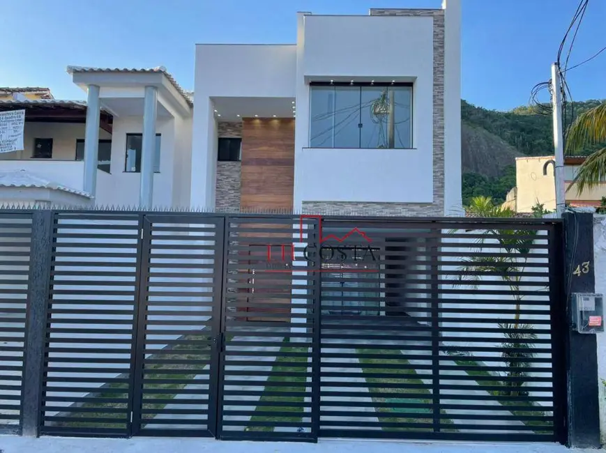 Foto 1 de Casa com 4 quartos à venda, 180m2 em Piratininga, Niteroi - RJ