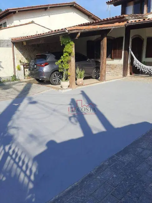 Foto 4 de Casa com 6 quartos à venda, 360m2 em Piratininga, Niteroi - RJ