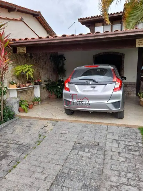 Foto 6 de Casa com 6 quartos à venda, 360m2 em Piratininga, Niteroi - RJ