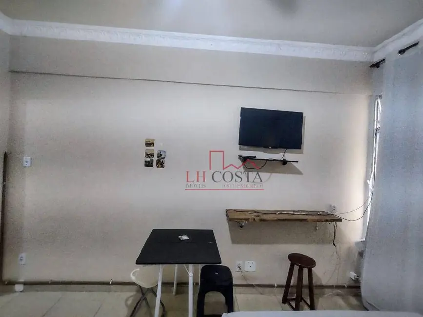 Kitnet com 1 quarto à venda, 26m2 em Centro, Niteroi - RJ - imagem 3 Foto 3 de Kitnet com 1 quarto à venda, 26m2 em Centro, Niteroi - RJ