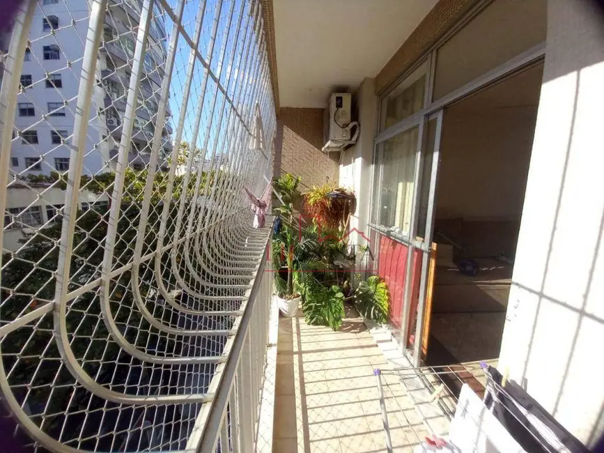 Foto 5 de Apartamento com 2 quartos à venda, 80m2 em Icaraí, Niteroi - RJ