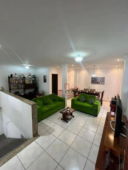 Foto 1 de Casa com 2 quartos à venda, 90m2 em São Lourenço, Niteroi - RJ