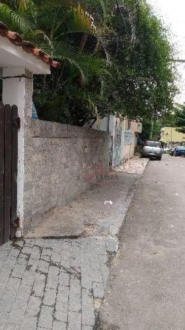 Foto 2 de Casa com 5 quartos à venda, 200m2 em Barro Vermelho, Sao Goncalo - RJ