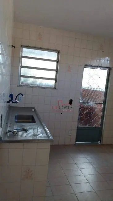 Foto 4 de Casa com 5 quartos à venda, 200m2 em Barro Vermelho, Sao Goncalo - RJ