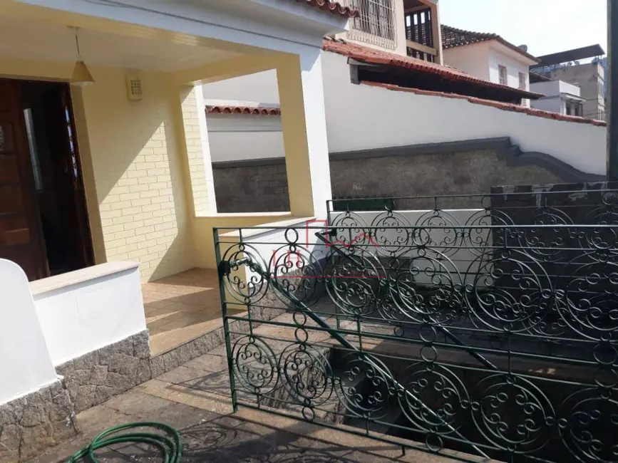 Foto 3 de Casa com 5 quartos à venda, 538m2 em Fonseca, Niteroi - RJ