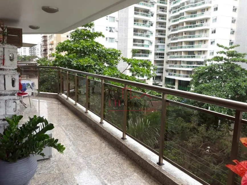 Foto 2 de Apartamento com 4 quartos à venda, 146m2 em Icaraí, Niteroi - RJ