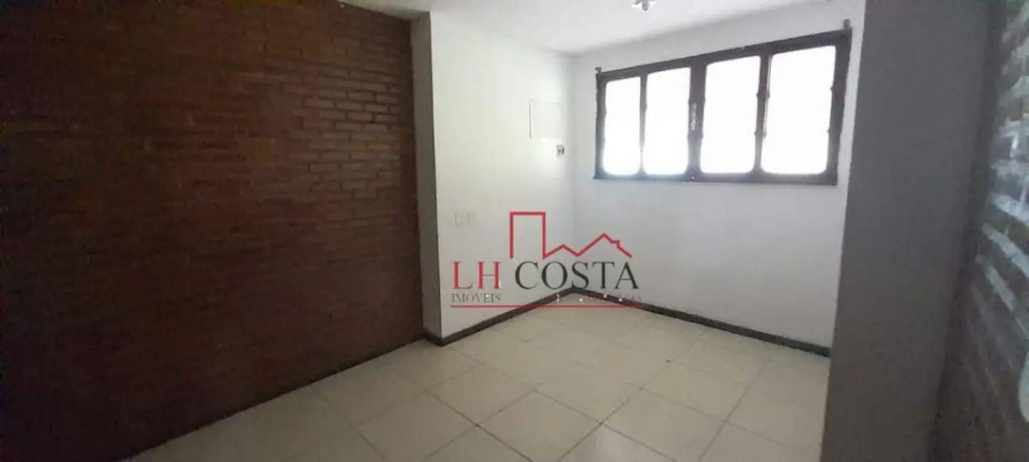 Foto 8 de Casa com 6 quartos à venda, 580m2 em Araçatiba, Marica - RJ