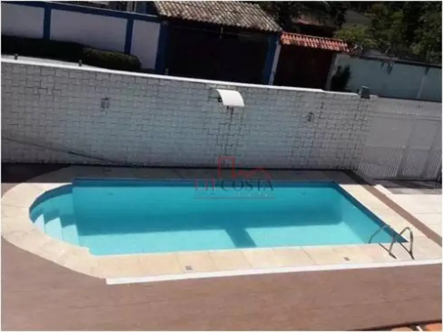 Foto 2 de Casa com 4 quartos à venda, 360m2 em Piratininga, Niteroi - RJ