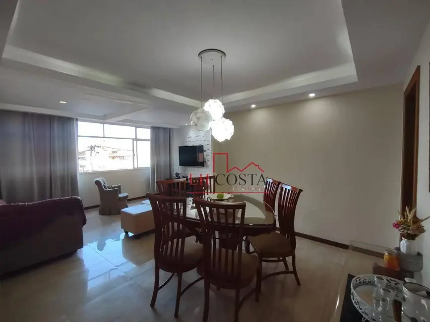 Casa com 3 quartos à venda, 220m2 em Niteroi - RJ - imagem 9 Foto 9 de Casa com 3 quartos à venda, 220m2 em Niteroi - RJ