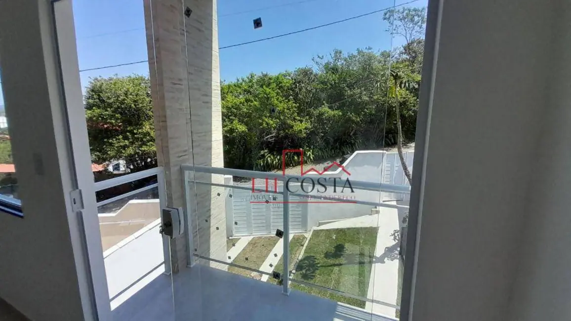 Casa com 2 quartos à venda, 340m2 em Maria Paula, Sao Goncalo - RJ - imagem 9 Foto 9 de Casa com 2 quartos à venda, 340m2 em Maria Paula, Sao Goncalo - RJ