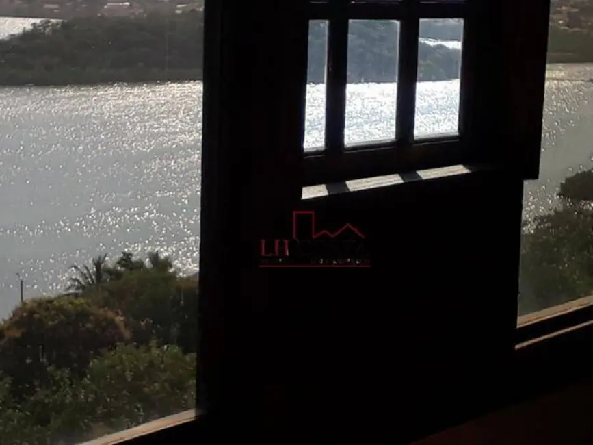 Foto 9 de Casa com 3 quartos à venda, 280m2 em Piratininga, Niteroi - RJ