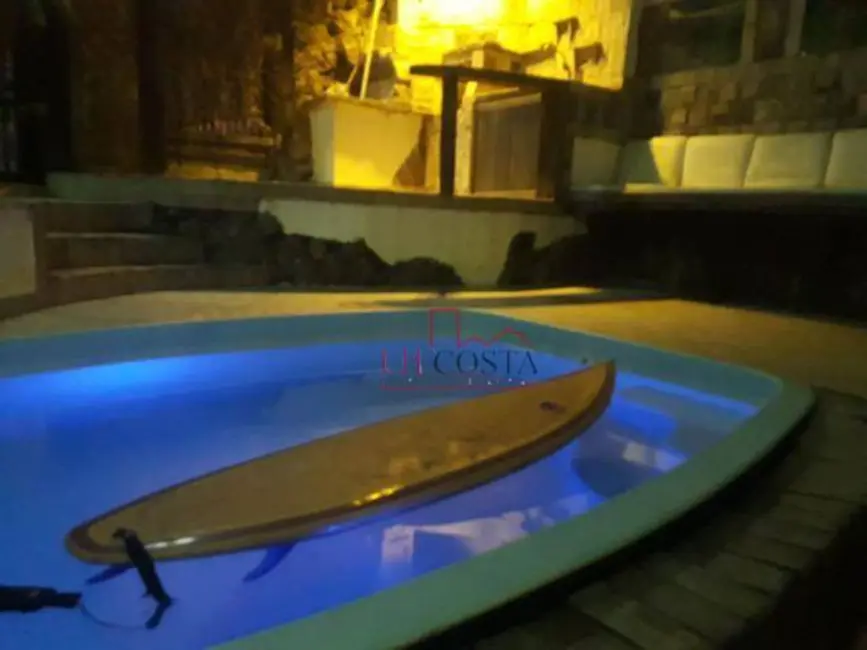 Foto 4 de Casa com 3 quartos à venda, 280m2 em Piratininga, Niteroi - RJ