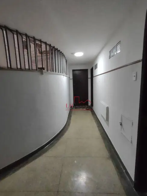Kitnet com 1 quarto à venda, 30m2 em Centro, Niteroi - RJ - imagem 5 Foto 5 de Kitnet com 1 quarto à venda, 30m2 em Centro, Niteroi - RJ